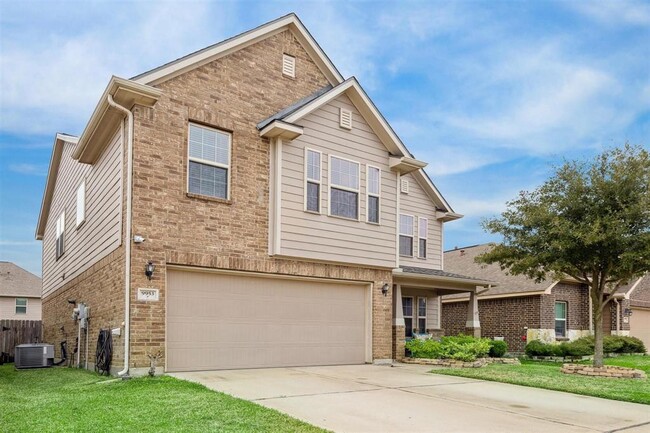 9953 Lazy Cove Lane in Brookshire, TX - Building Photo - Building Photo