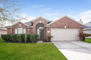 2017 Sandy Bank Ln in Pearland, TX - Building Photo