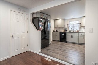 215 Francis St in Watertown, NY - Building Photo - Building Photo