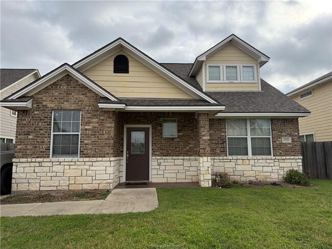 2493 Horse Shoe Dr