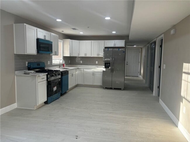 375 Public St in Providence, RI - Building Photo - Building Photo