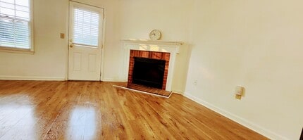 5595 Executive Way in Norcross, GA - Building Photo - Building Photo