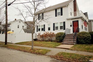136 Audubon Rd in Milton, MA - Building Photo
