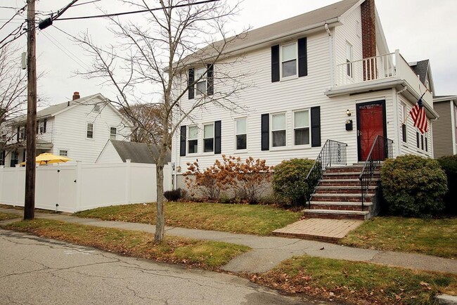 property at 136 Audubon Rd