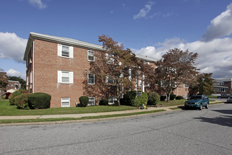 Beyerwood Apartments in Philadelphia, PA - Building Photo - Building Photo