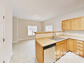 5513 Landreaux Dr in Raleigh, NC - Building Photo - Building Photo