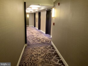 9039 Sligo Creek Pkwy in Silver Spring, MD - Building Photo - Building Photo