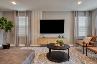 1939 Tropical Palms Cir-Unit -ID1248291P in Kissimmee, FL - Foto de edificio - Building Photo