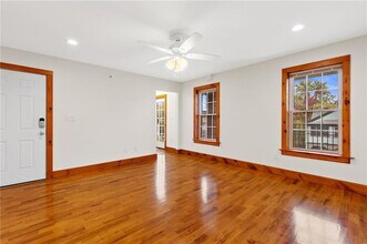 75 Albany St in Poughkeepsie, NY - Building Photo - Building Photo