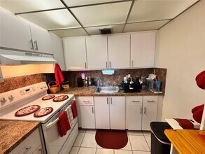 13475 SW 9th St in Pembroke Pines, FL - Building Photo - Building Photo