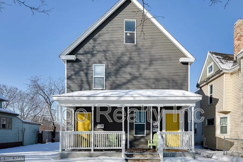 2834 15th Ave S in Minneapolis, MN - Building Photo