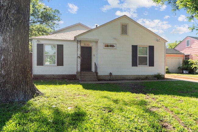property at 3233 Merida Ave