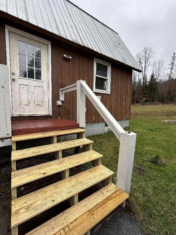 4716 S Wheelock Rd in Lyndonville, VT - Building Photo - Building Photo