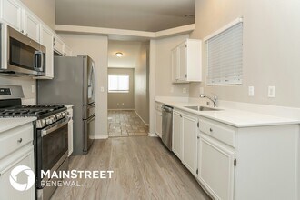 5404 Lavender Ct in North Las Vegas, NV - Building Photo - Building Photo