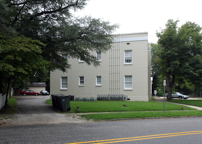 100 Bradford Ave in Fayetteville, NC - Building Photo - Building Photo