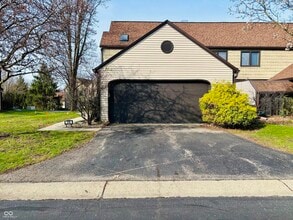 9746 Revere Way in Indianapolis, IN - Building Photo - Building Photo