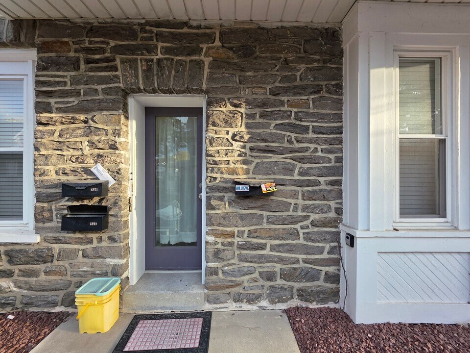 420 W 22nd St in Wilmington, DE - Building Photo