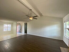 4377 W Cheyenne Dr in Fayetteville, AR - Building Photo - Building Photo