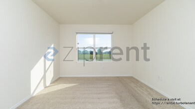 3721 Swanfalls Terrace in Sanford, FL - Foto de edificio - Building Photo