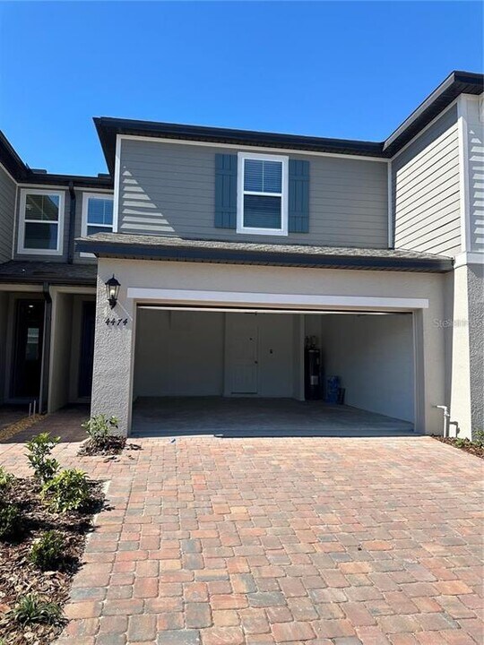 4474 Burrowing Owl Lp in St. Cloud, FL - Building Photo