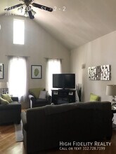2349 W Ohio St in Chicago, IL - Building Photo - Building Photo