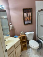 10035 Perfect Dr, Unit B in Port St. Lucie, FL - Foto de edificio - Building Photo