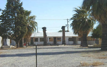 Rainbow Village in Tucson, AZ - Foto de edificio - Building Photo