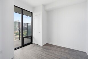 29 Green Trail Court in Toronto, ON - Building Photo