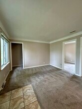 14320 Pearl St in Southgate, MI - Building Photo - Building Photo