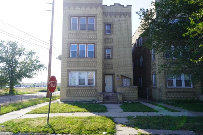 property at 130 E 13th Ave