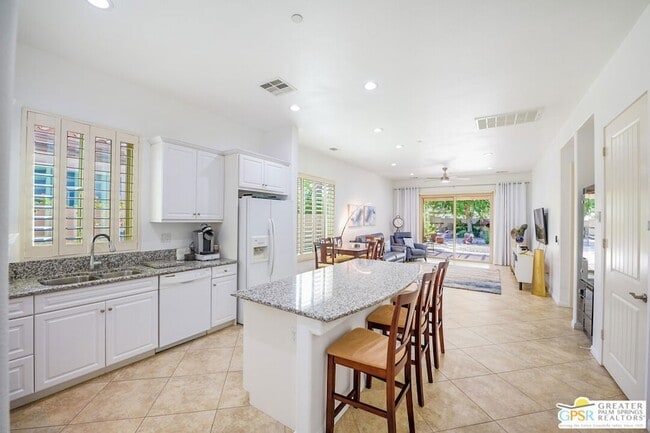 39220 C. Negrete in Indio, CA - Building Photo - Building Photo