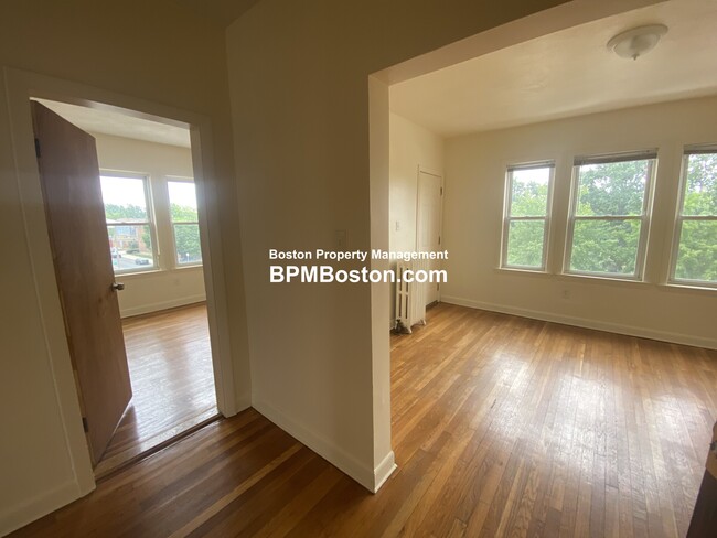 130 Talbot Ave in Boston, MA - Building Photo - Building Photo