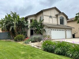 15419 Ridgecrest Dr in Fontana, CA - Building Photo