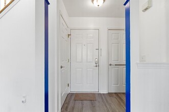 3084 Village Cir in Ann Arbor, MI - Building Photo - Building Photo