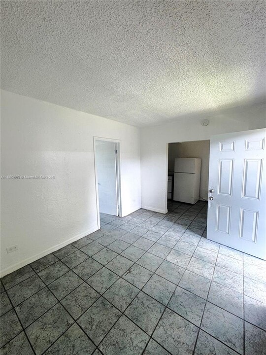 840 NW 70th St in Miami, FL - Building Photo