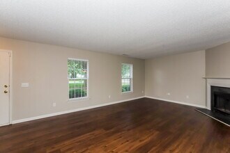 10911 Gold Pan Rd in Charlotte, NC - Building Photo - Building Photo
