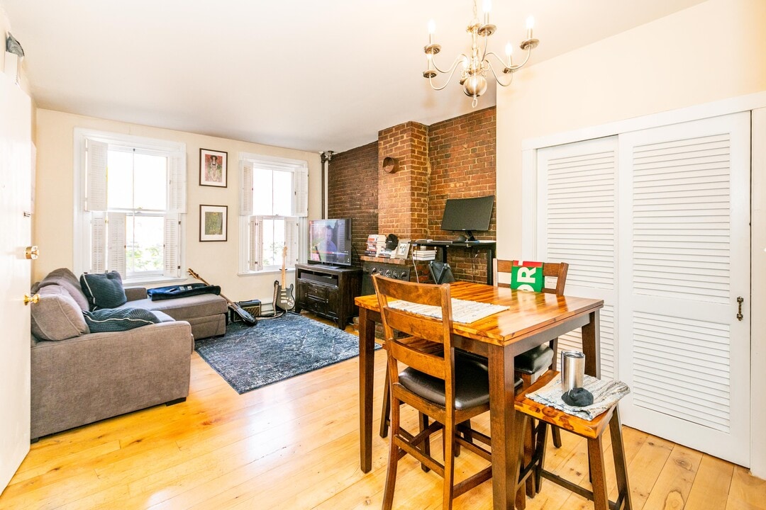 32 Irving St, Unit 1 in Boston, MA - Building Photo