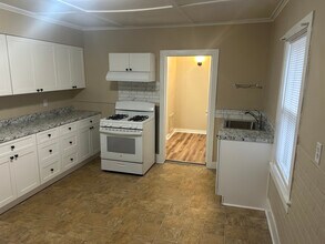 113 Ballston Ave in Ballston Spa, NY - Foto de edificio - Building Photo