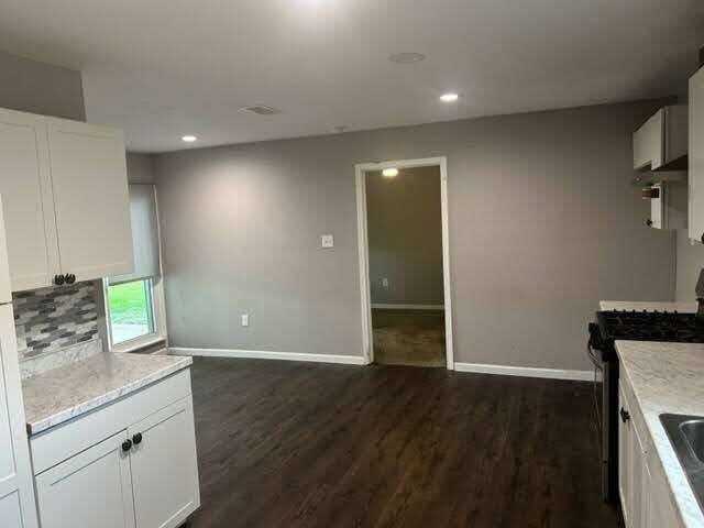 property at 1910 Little St