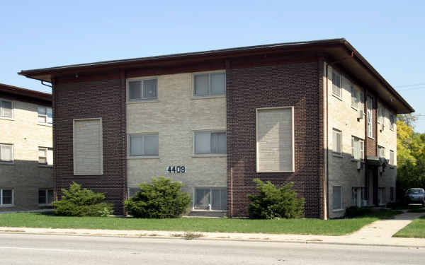 4409-4415 Prescott Ave in Lyons, IL - Building Photo - Building Photo