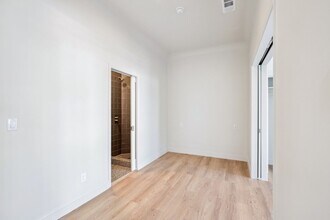 530-532 Castro St-Unit -532 Castro Street in San Francisco, CA - Building Photo - Building Photo
