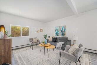 1580 S Krameria St in Denver, CO - Building Photo - Building Photo