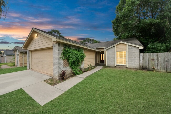 property at 10315 Appleridge Dr