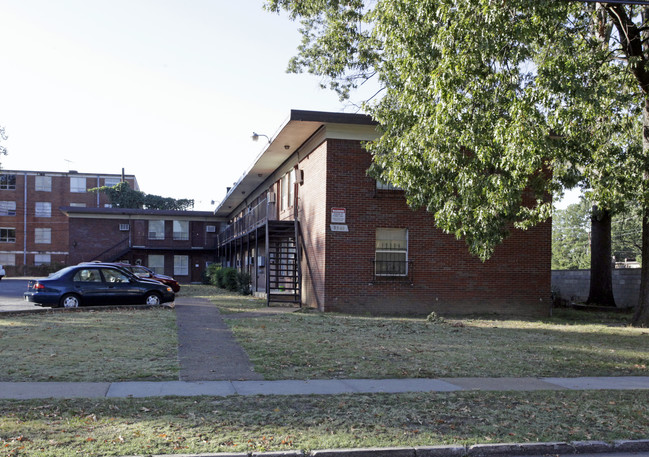 Mynders Village in Memphis, TN - Building Photo - Building Photo