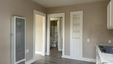 509 Marshall Ave in Modesto, CA - Building Photo - Building Photo