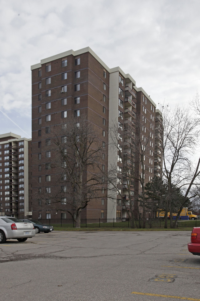 Willow Walk Estate