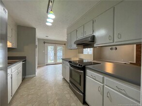 6518 Grist Mill Rd in Fayetteville, NC - Building Photo - Building Photo