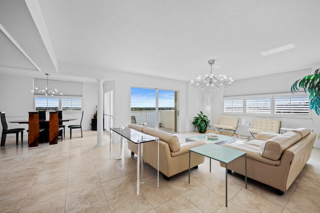 2600 N Flagler Dr in West Palm Beach, FL - Building Photo - Building Photo