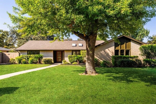 10502 Ronwood Dr in Austin, TX - Building Photo - Building Photo