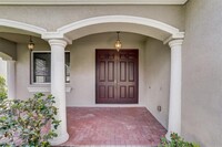 3585 Malagrotta Cir in Cape Coral, FL - Foto de edificio - Building Photo